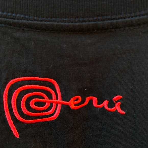 LIKE NEW PERU BRAND T-SHIRT COLOR BLACK | SIZE: XL - Picture 5 of 5
